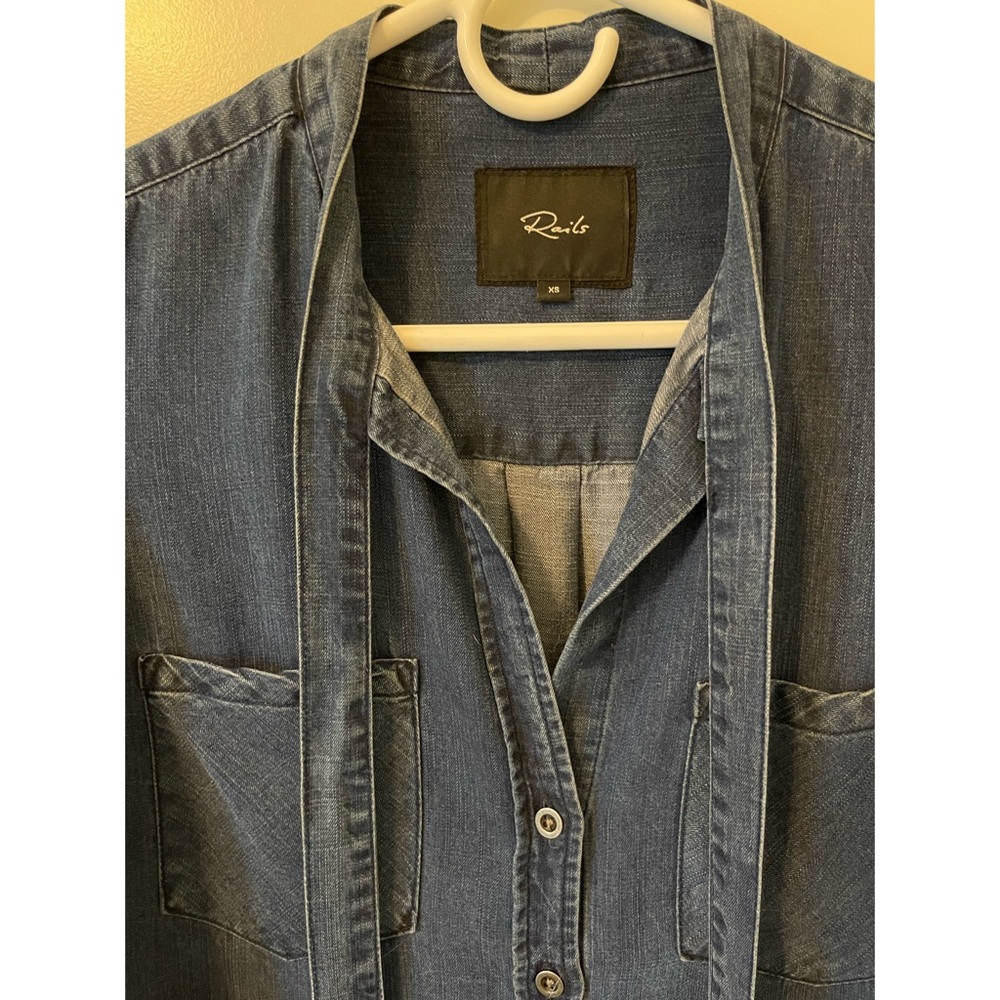 Anthropologie Rails Rosalee Tie Chambray Top - Picture 4 of 9